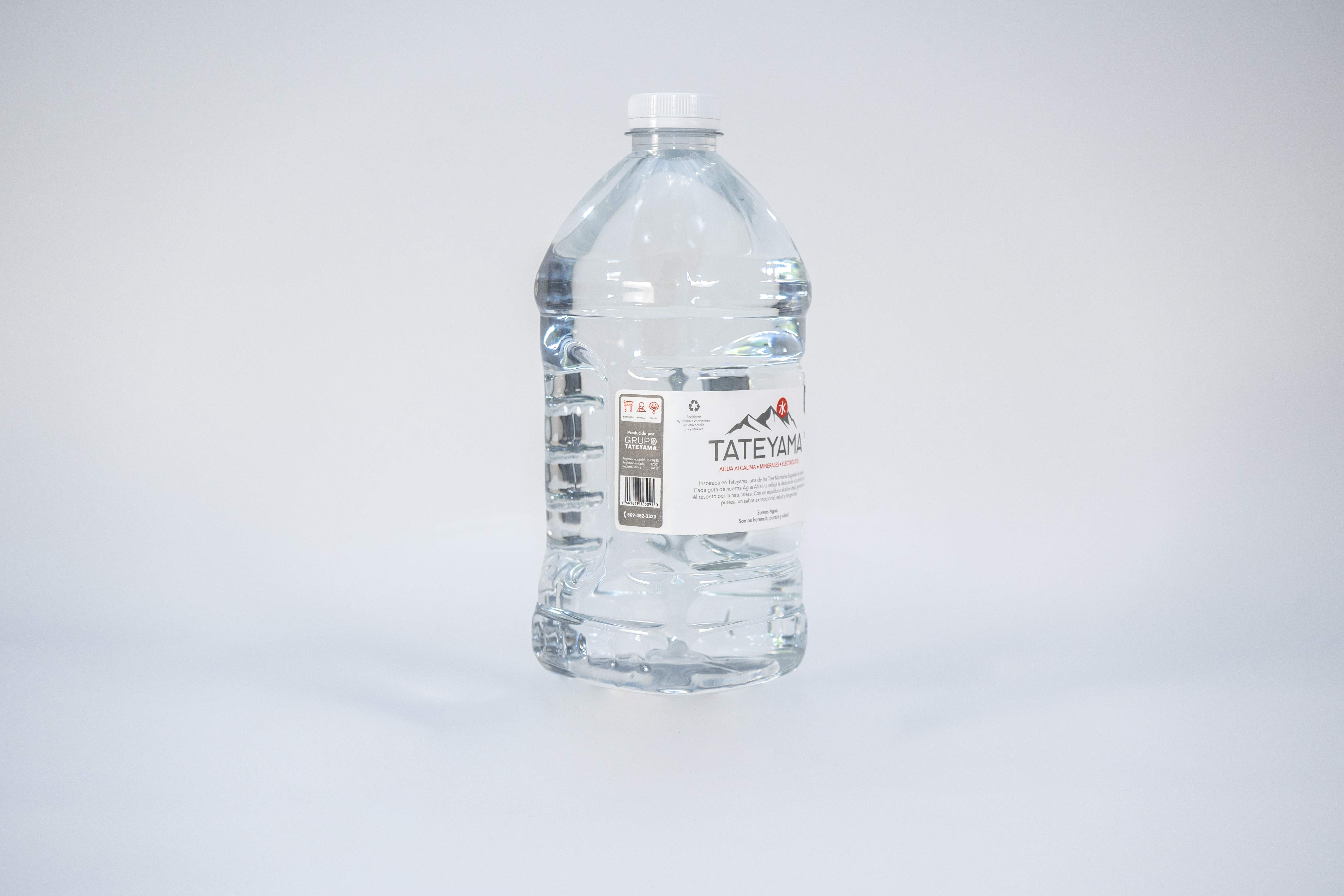 Fardo de 6 Botellas de 1.8 Litros Agua Alcalina