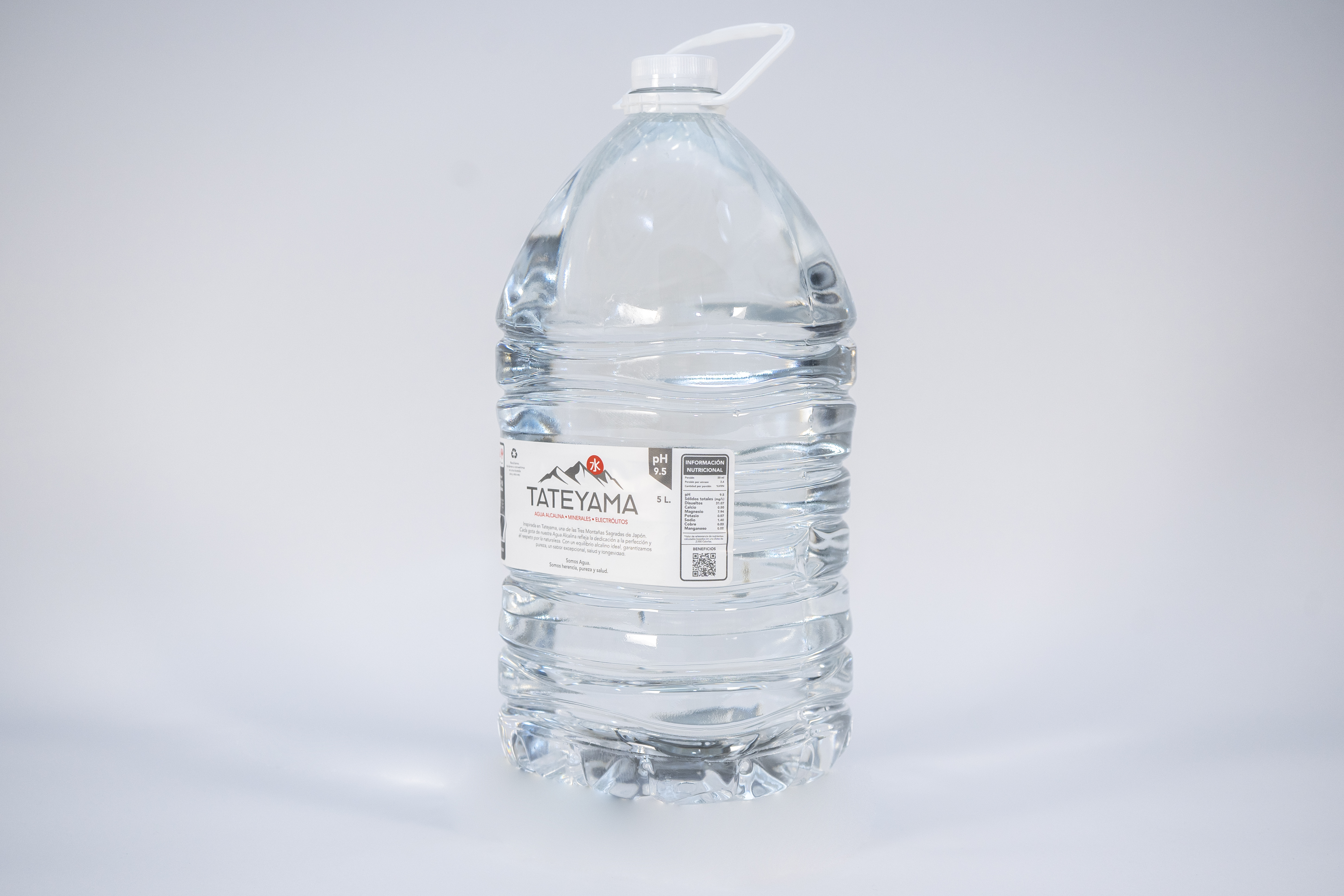 Envase transparente de 5 Litros Agua Alcalina pH 9.5